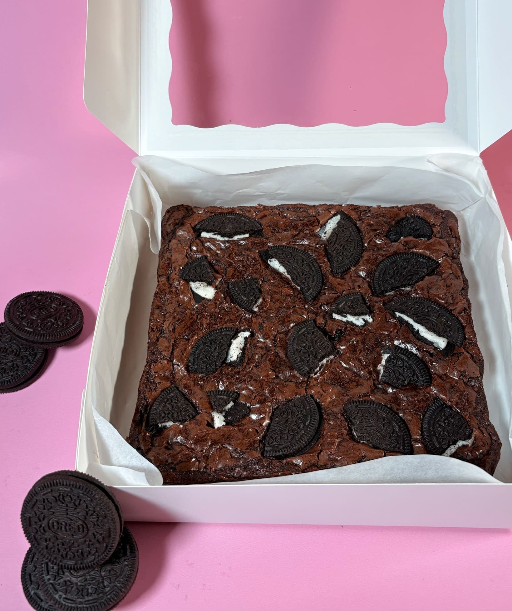 A Reverie Crumb brownie box